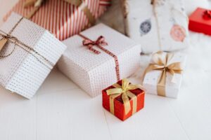 corporate holiday gifts